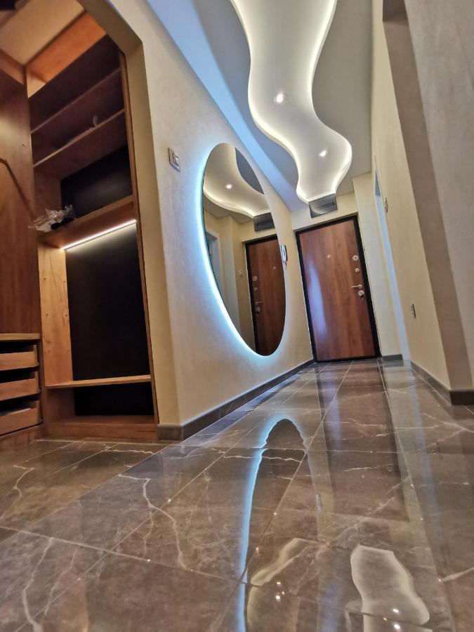 Brend New Luxurious Apartment In Downtown With Free Parking Novi Sad Bagian luar foto